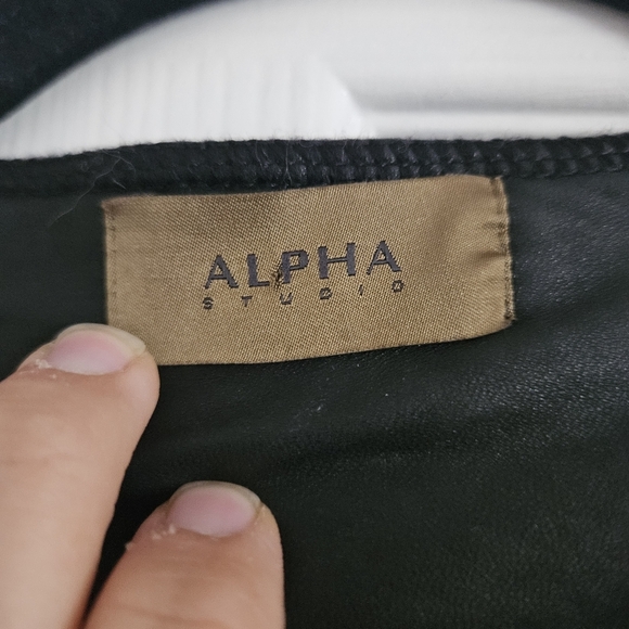 Alpha Studio 100% Wool Coat Large - Picture 3 of 5
